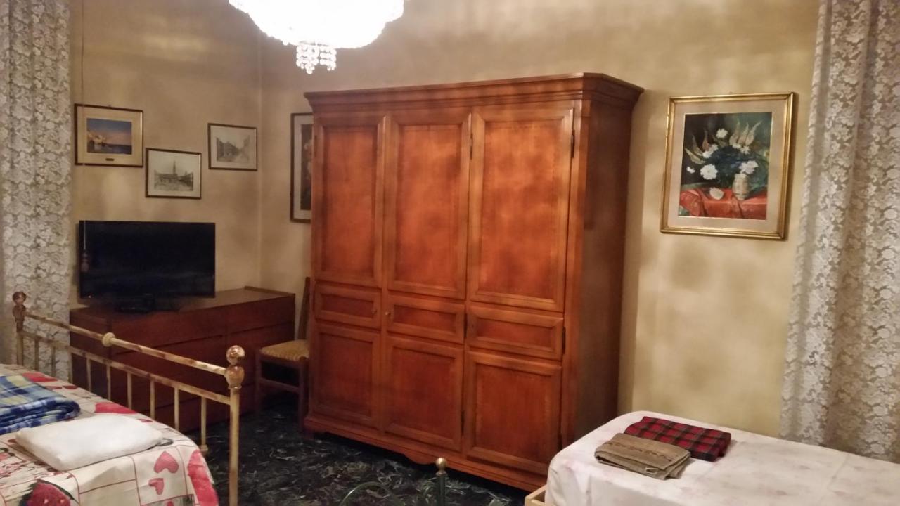 Casa Gramsci Bed & Breakfast Modena Exterior photo