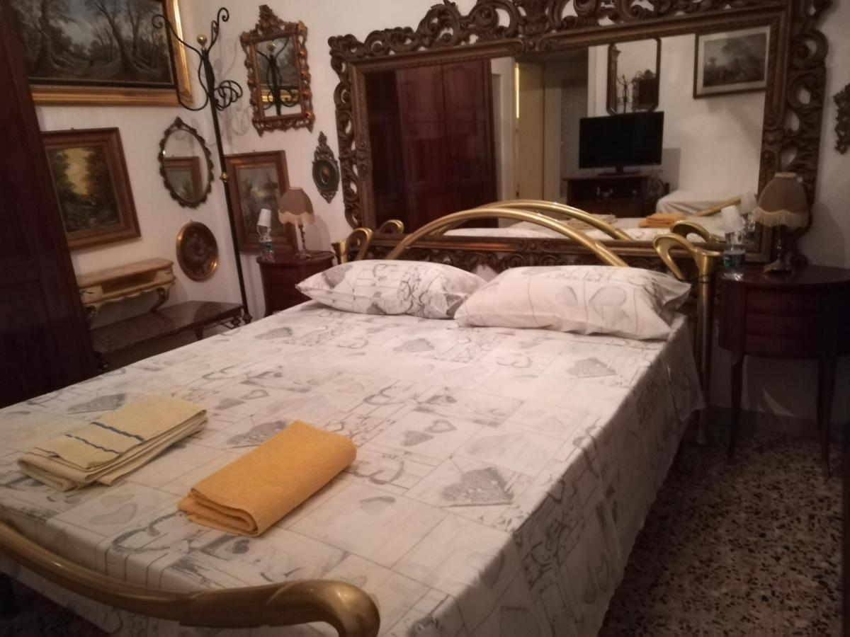 Casa Gramsci Bed & Breakfast Modena Exterior photo
