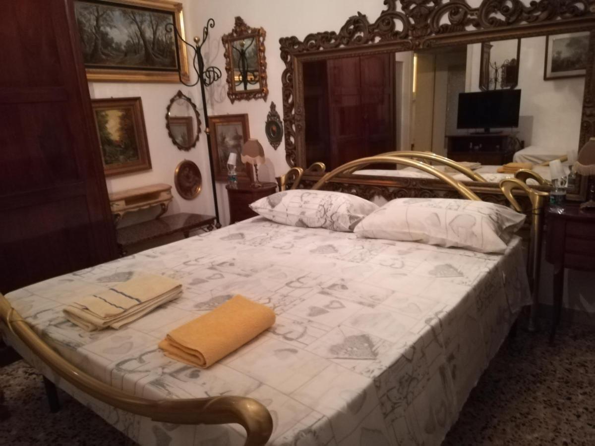 Casa Gramsci Bed & Breakfast Modena Exterior photo